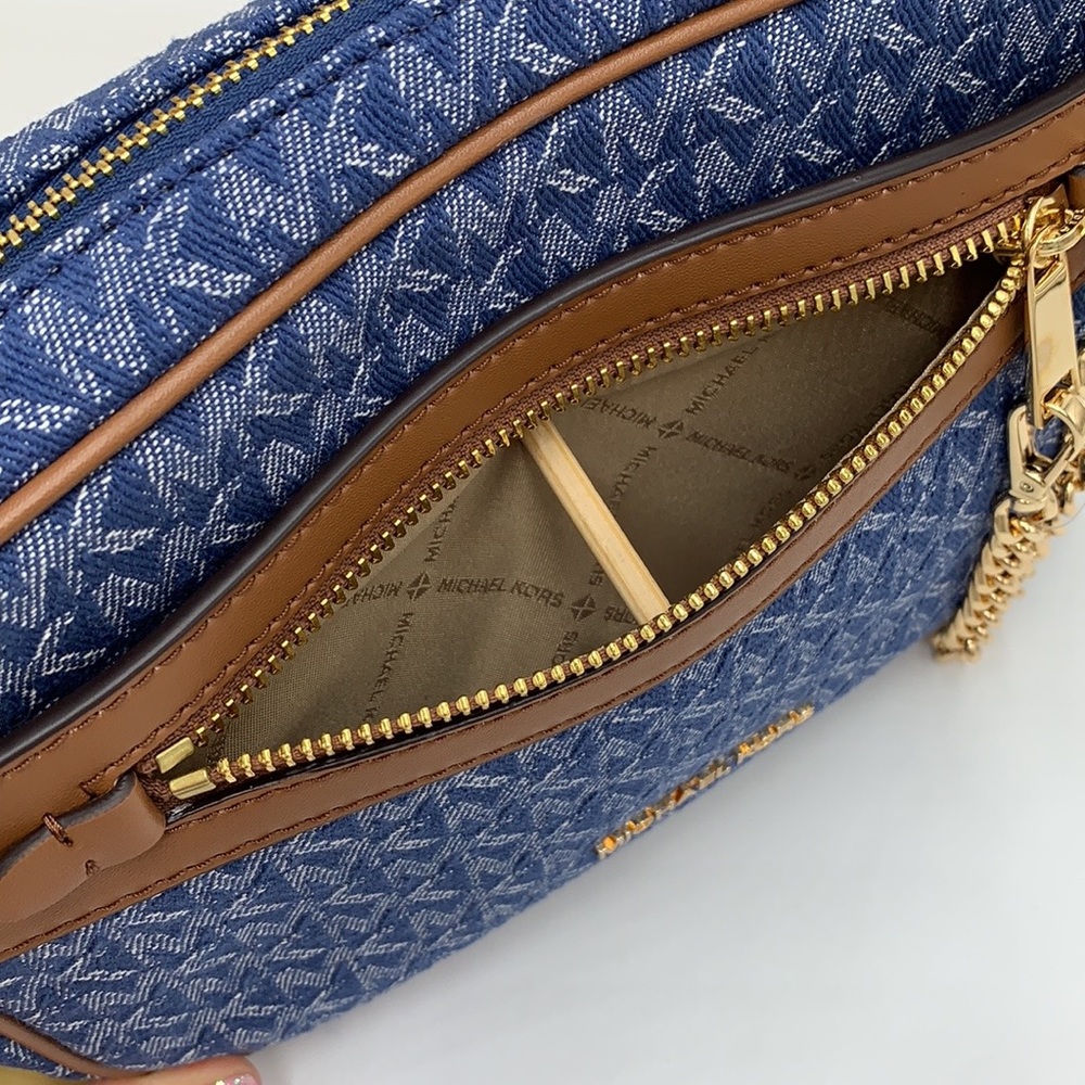 Michael Kors Jet Set Item Large East West Zip Chain Crossbody XBody
Denim - Picture 9 of 16